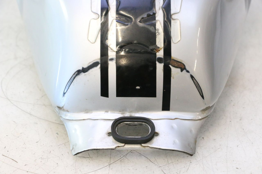 photo de FUEL TANK YAMAHA XJR 1300 (1998 - 2002) - Additional view of the item