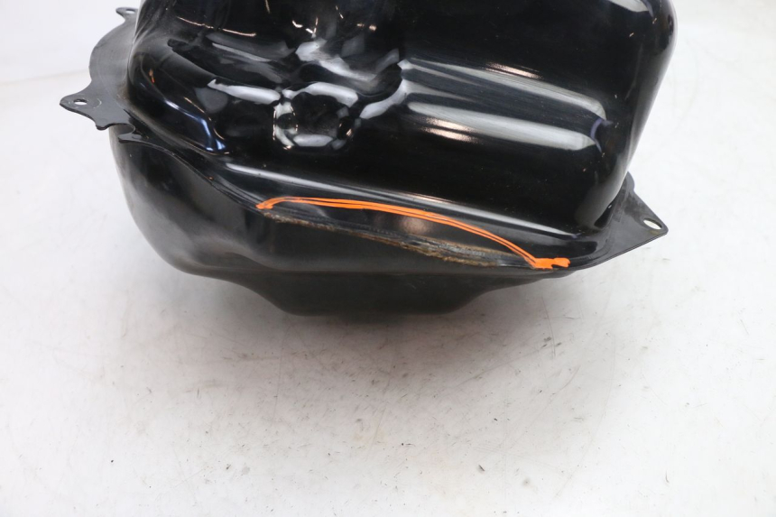 photo de FUEL TANK YAMAHA XP T-MAX ABS 500 (2005 - 2005) - Product overview