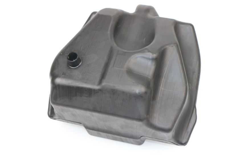 photo de FUEL TANK YAMAHA BW'S NAKED 50 (2008 - 2019) - Zoom on usage condition