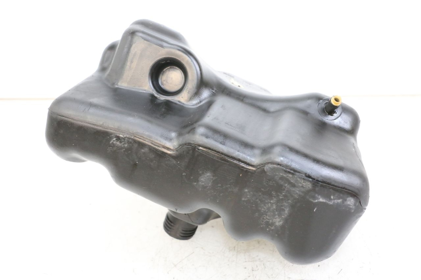 photo de FUEL TANK YAMAHA BW'S NG NEXT GENERATION 50 (1996 - 2003) - Alternative perspective