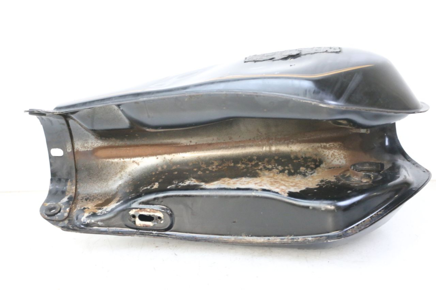photo de FUEL TANK YAMAHA SR 125 (1982 - 2003) - Zoom on usage condition