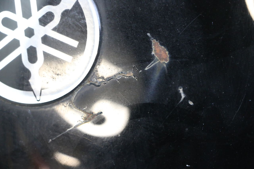 photo de FUEL TANK YAMAHA XJ6 ABS 600 (2008 - 2016) - Technical close-up
