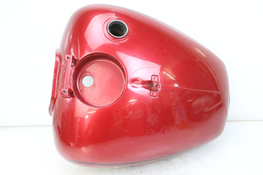photo de FUEL TANK YAMAHA XVS DRAG STAR DRAGSTAR 650 (1997 - 2007) - Distinctive features