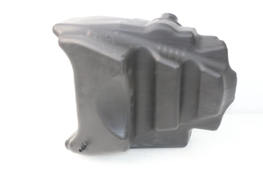 photo de FUEL TANK YAMAHA YP MAJESTY 125 (1998 - 2001) - Component detail