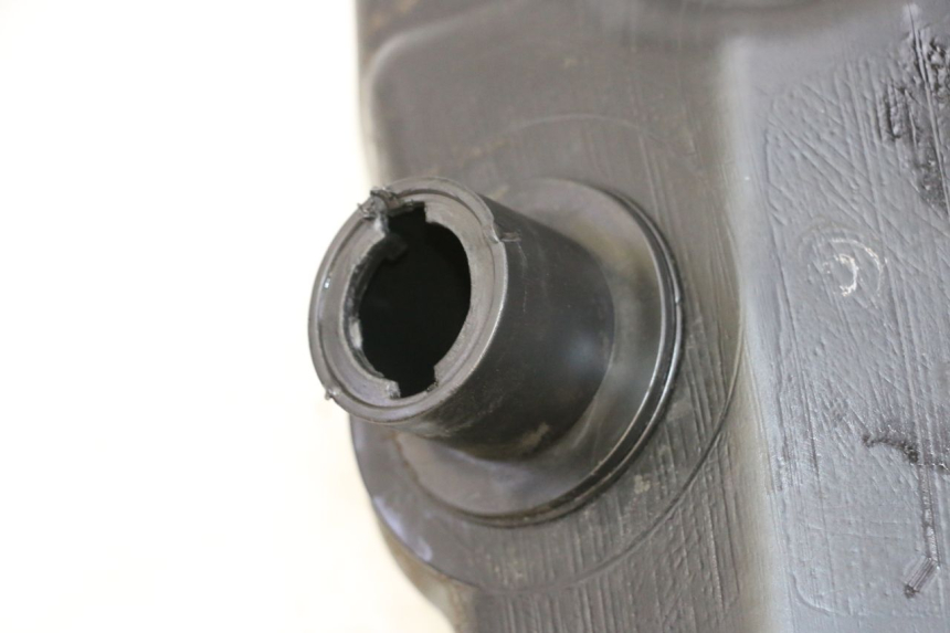 photo de FUEL TANK YAMAHA YP MAJESTY 125 (2007 - 2010) - Component detail