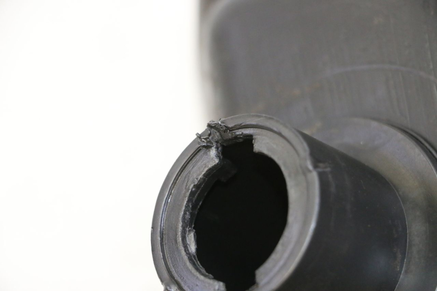 photo de FUEL TANK YAMAHA YP MAJESTY 125 (2007 - 2010) - Zoom on usage condition