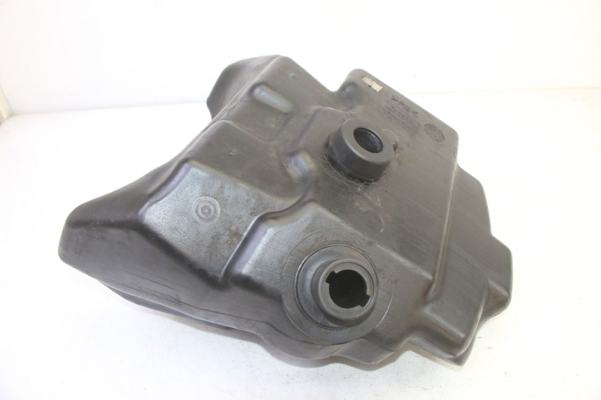 photo de FUEL TANK YAMAHA YP MAJESTY 125 (2002 - 2006) - Component detail