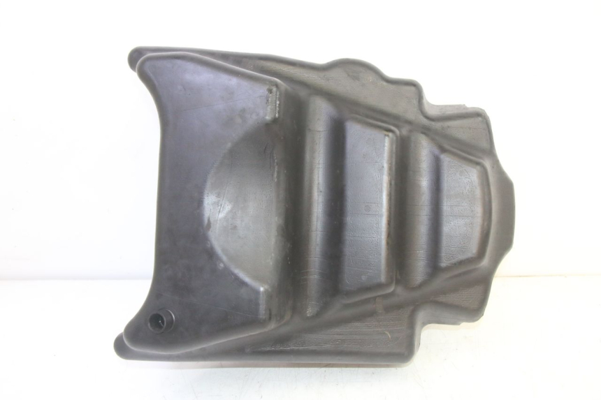 photo de FUEL TANK YAMAHA YP MAJESTY 125 (2002 - 2006) - Fixing points details