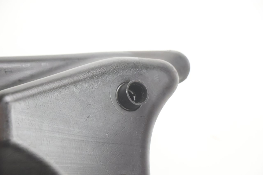 photo de FUEL TANK YAMAHA YP MAJESTY 125 (2002 - 2006) - Additional view of the item