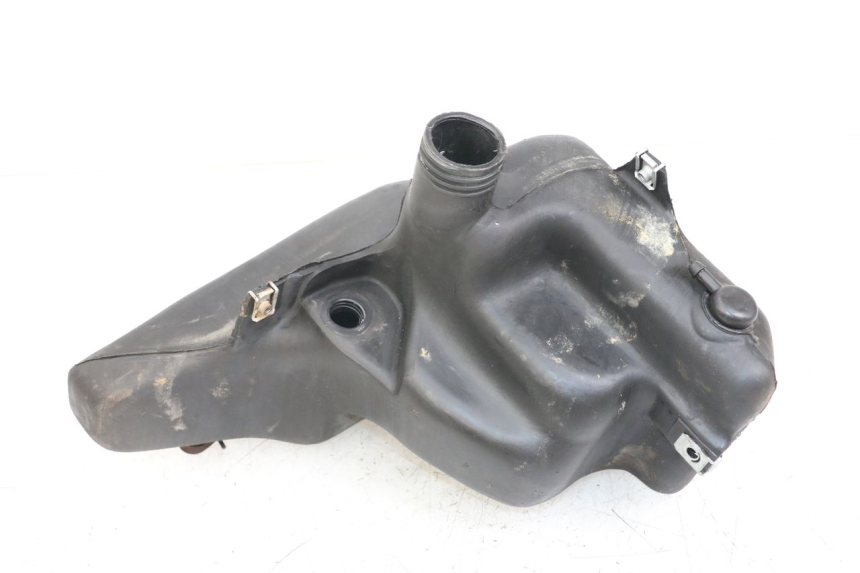 photo de FUEL TANK PIAGGIO ZIP RST 50 (1996 - 1998) - Alternative perspective