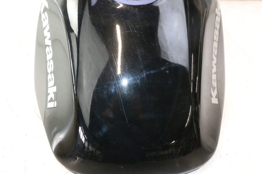 photo de FUEL TANK KAWASAKI ZZR 600 (1995 - 2004) - Markings and original references