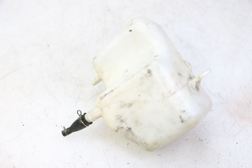 photo de OIL TANK KYMCO AGILITY NAKED RENOUVO 2T 50 (2011 - 2018) - Alternative perspective