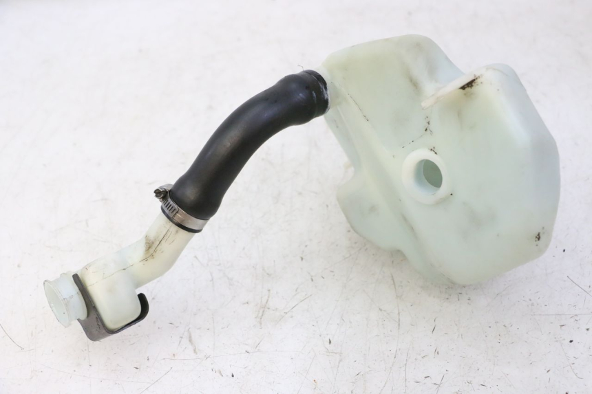 photo de OIL TANK YAMAHA BW'S 100 (1999 - 2002) - Zoom on usage condition