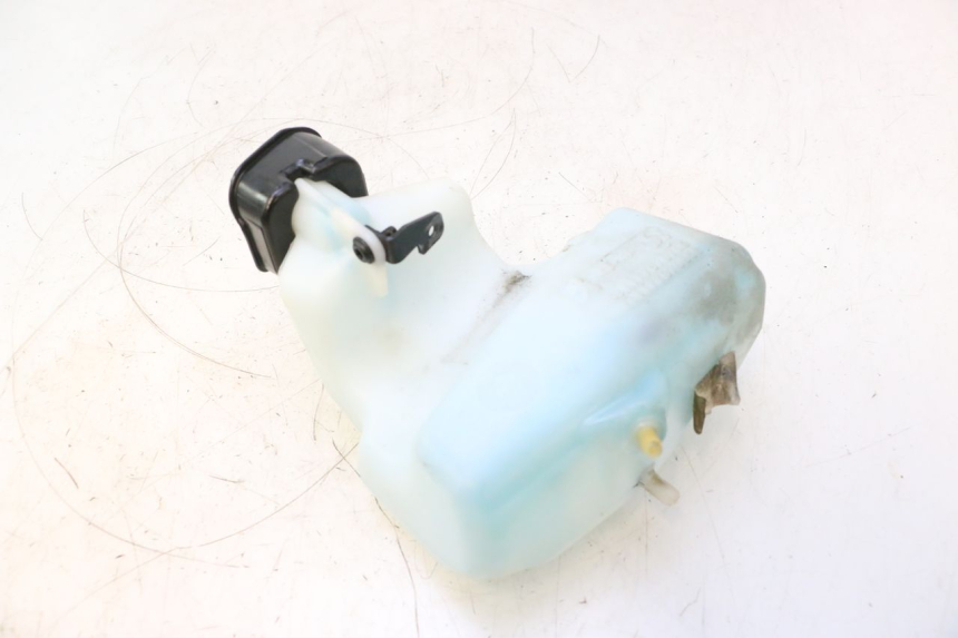 photo de OIL TANK PEUGEOT CITYSTAR 2T 50 (2018 - 2021) - Zoom on usage condition