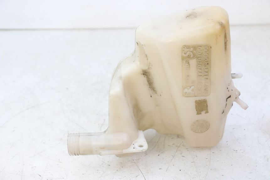 photo de OIL TANK PEUGEOT CITYSTAR 50 (2013 - 2017) - Zoom on usage condition