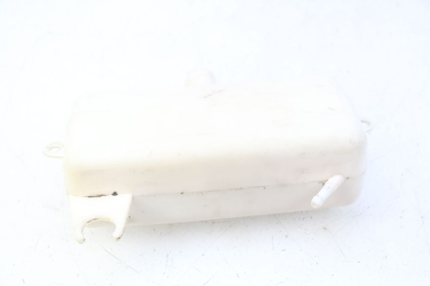 photo de OIL TANK PEUGEOT DJANGO 2T 50 (2014 - 2019) - Zoom on usage condition