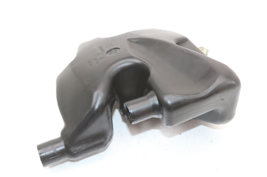 photo de OIL TANK PIAGGIO FLY 2T 50 (2004 - 2017) - Component detail
