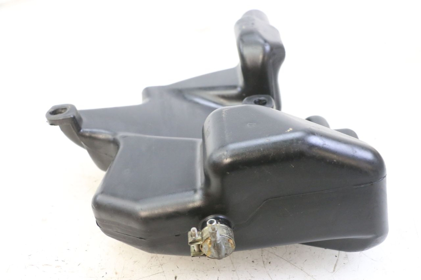 photo de OIL TANK PIAGGIO FLY 2T 50 (2004 - 2017) - Zoom on usage condition