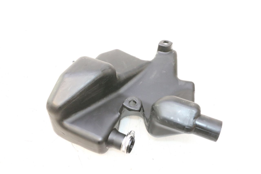 photo de OIL TANK PIAGGIO FLY 2T 50 (2004 - 2017) - Alternative perspective