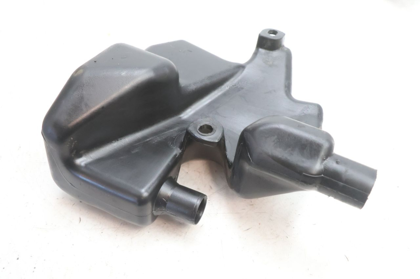 photo de OIL TANK PIAGGIO FLY 2T 50 (2004 - 2017) - Technical close-up