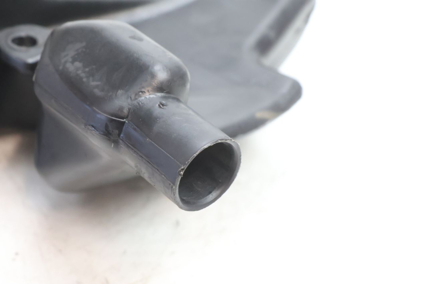 photo de OIL TANK PIAGGIO FLY 2T 50 (2004 - 2017) - Fixing points details