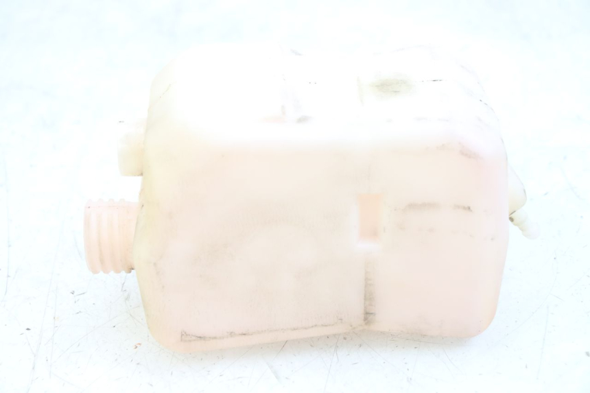 photo de OIL TANK PEUGEOT LUDIX 50 (2005 - 2007) - Alternative perspective