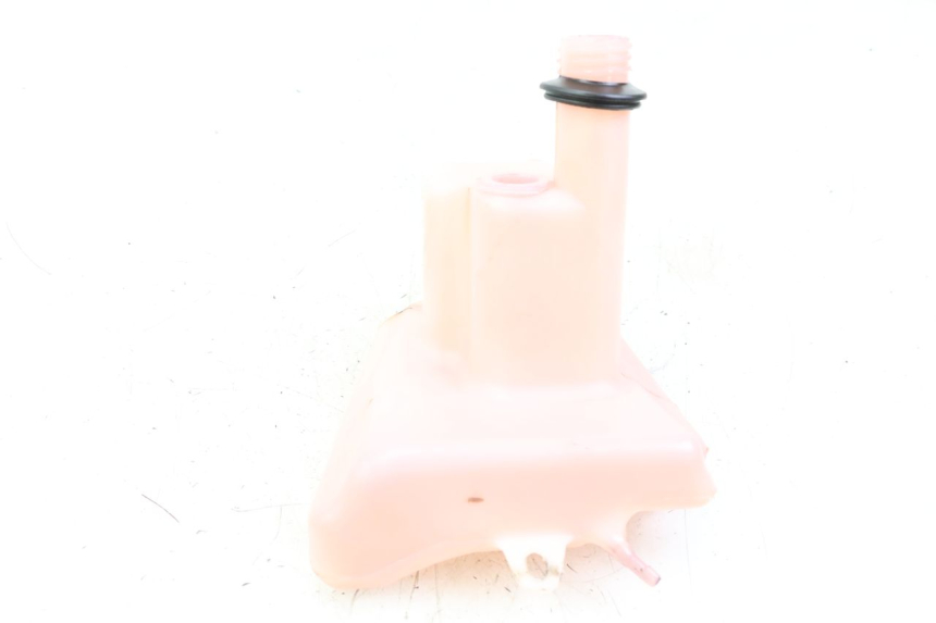 photo de OIL TANK PEUGEOT TREKKER TKR 50 (2005 - 2014) - Alternative perspective