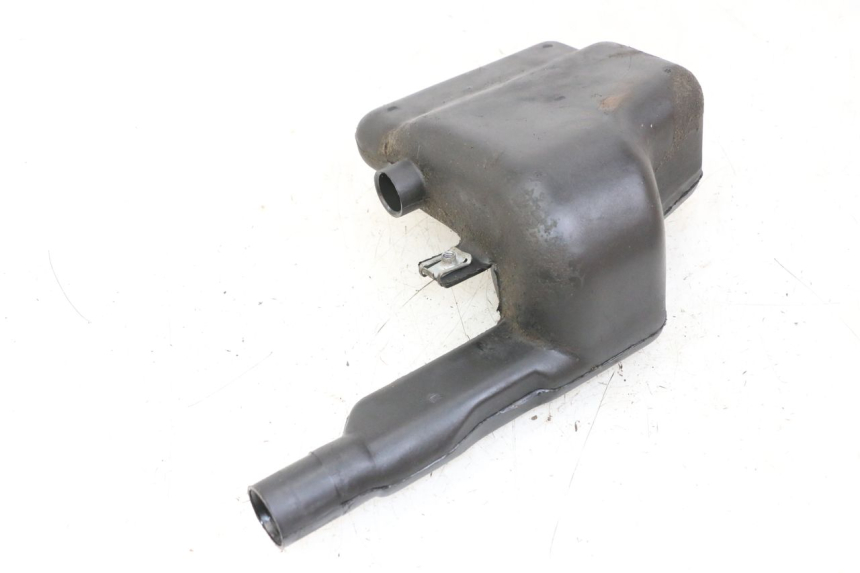 photo de OIL TANK PIAGGIO VESPA LX 2T 50 (2005 - 2013) - Technical close-up