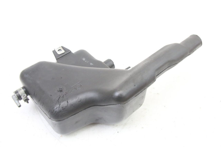 photo de OIL TANK PIAGGIO VESPA S 2T 50 (2007 - 2014) - Component detail