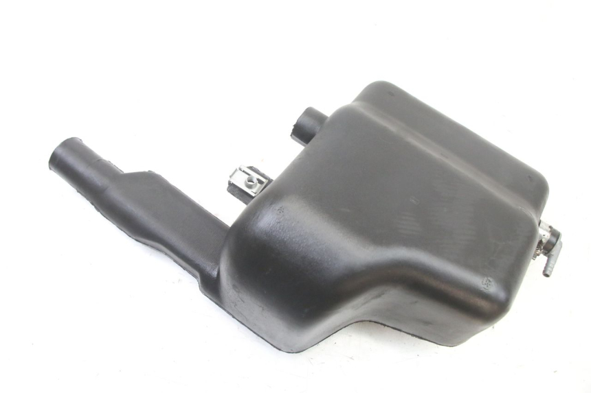 photo de OIL TANK PIAGGIO VESPA S 2T 50 (2007 - 2014) - Technical close-up