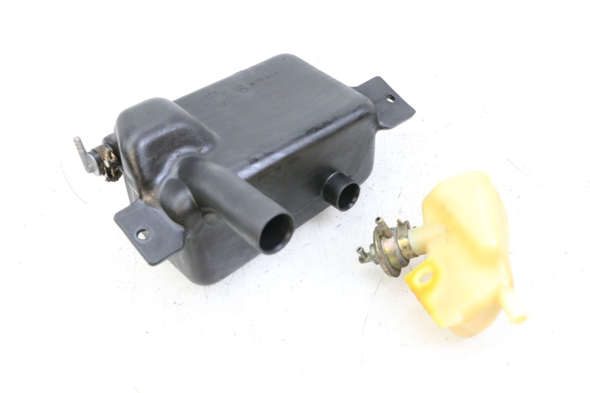 photo de OIL TANK GILERA RUNNER LC 50 (1997 - 1998) - Component detail