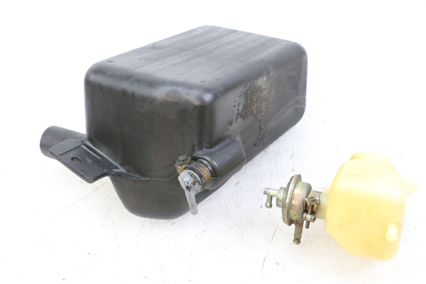 photo de OIL TANK GILERA RUNNER LC 50 (1997 - 1998) - Alternative perspective