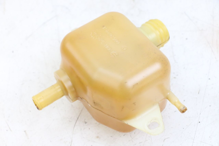 photo de OIL TANK PEUGEOT SATELIS 125 (2006 - 2009) - Alternative perspective