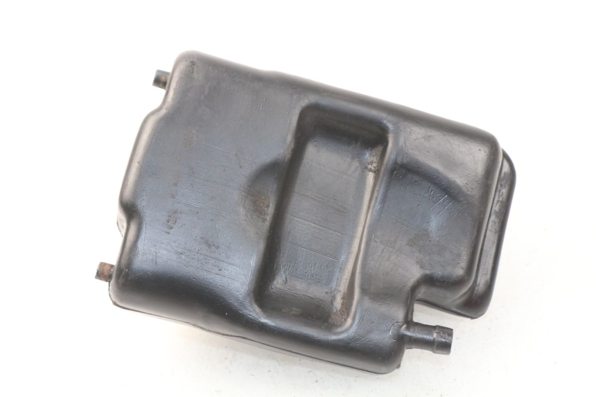 photo de OIL TANK PEUGEOT SC 50 (1988 - 1992) - Zoom on usage condition