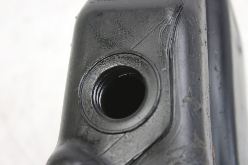 photo de OIL TANK SUZUKI SMX SUPERMOTARD 50 (1996 - 2001) - Zoom on usage condition