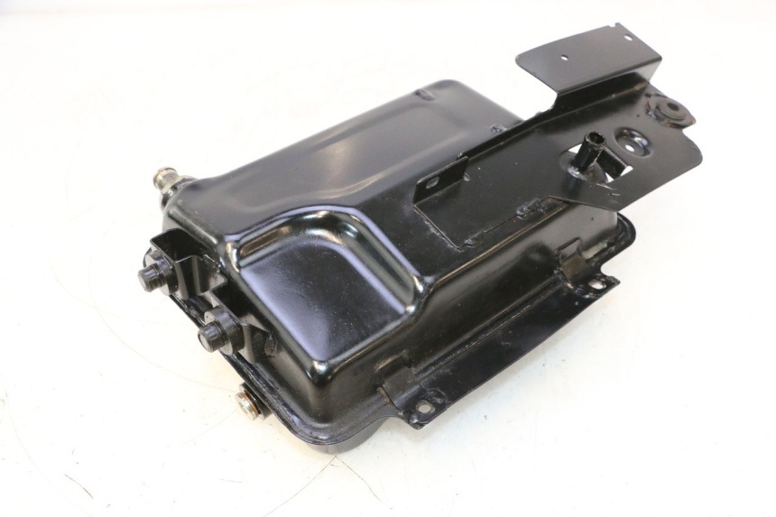 photo de OIL TANK CAN-AM SPYDER RS 1000 (2008 - 2012) - Zoom on usage condition