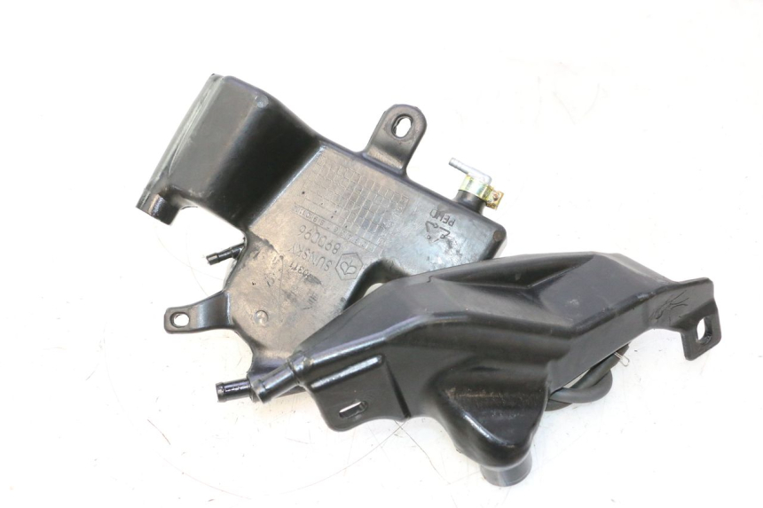 photo de OIL TANK APRILIA SR 2T 50 (2012 - 2017) - Alternative perspective