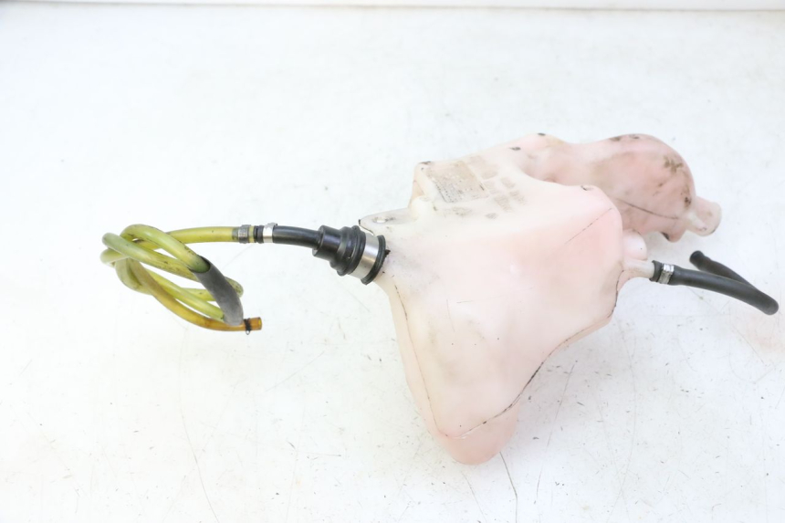 photo de OIL TANK APRILIA SR R 2T LC 50 (2018 - 2021) - Zoom on usage condition