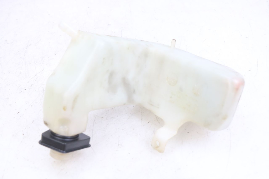 photo de OIL TANK PEUGEOT SV 125 (1991 - 1994) - Zoom on usage condition