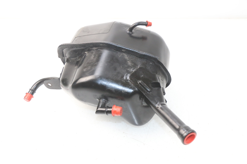 photo de OIL TANK YAMAHA TDM ABS 900 (2002 - 2014) - Technical close-up