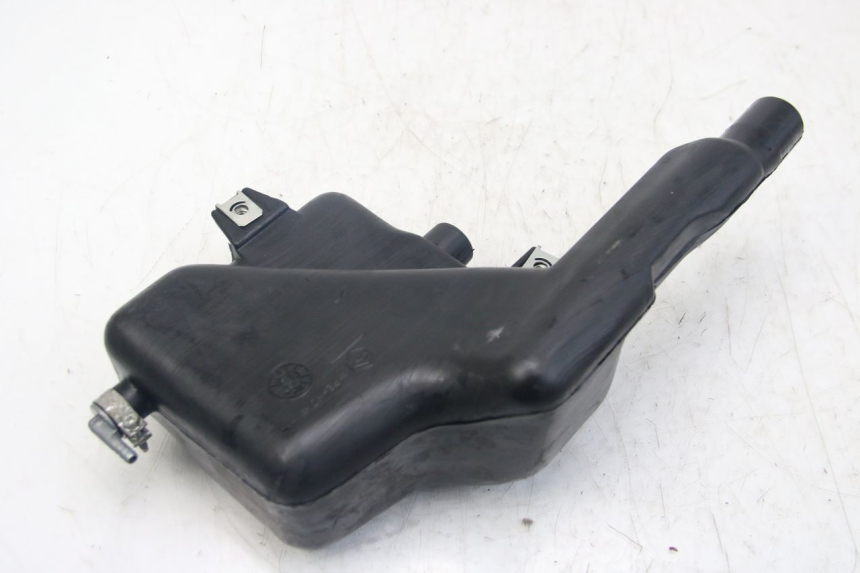 photo de OIL TANK PIAGGIO VESPA S 2T 50 (2007 - 2014) - Technical close-up