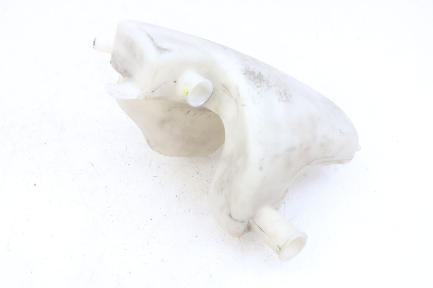 photo de OIL TANK KYMCO VITALITY 2T 50 (2004 - 2010) - Alternative perspective