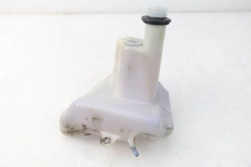 photo de OIL TANK PEUGEOT VIVACITY 100 (1999 - 2008) - Zoom on usage condition