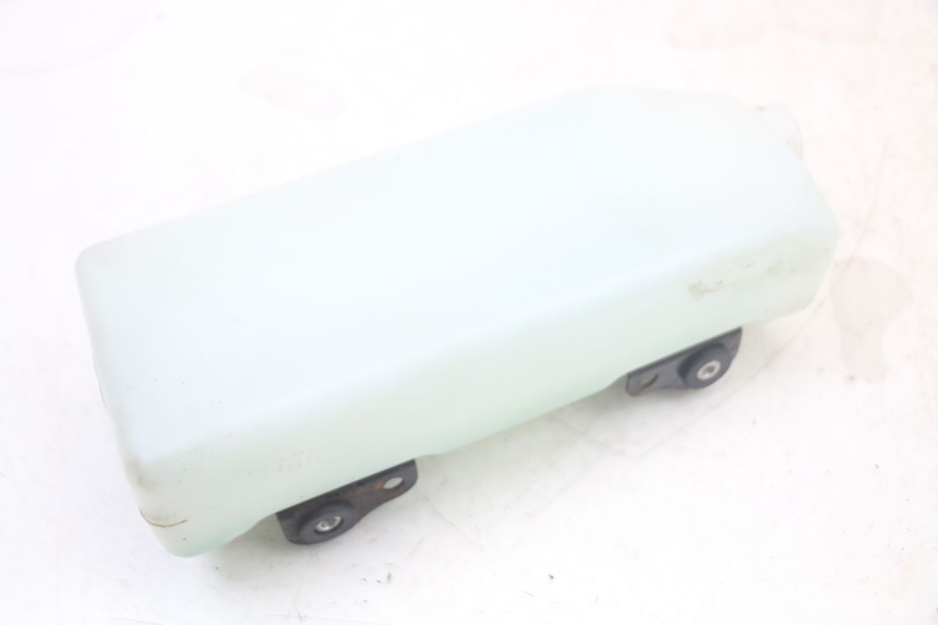 photo de OIL TANK FANTIC XM PERFORMANCE 2T 50 (2021 - 2022) - Technical close-up