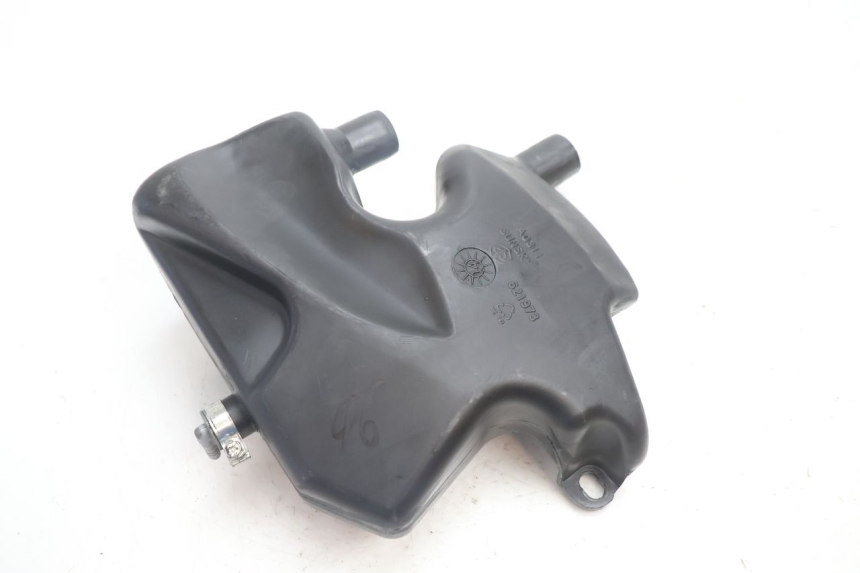 photo de OIL TANK PIAGGIO ZIP 2T 50 (2009 - 2019) - Main view