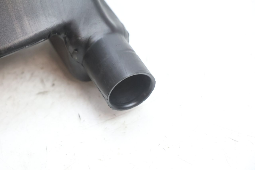 photo de OIL TANK PIAGGIO ZIP 2T 50 (2009 - 2019) - Technical close-up