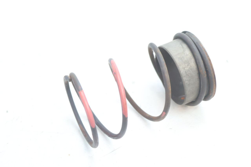 photo de CLUTCH SPRING PEUGEOT VIVACITY 50 (2004 - 2009) - Zoom on usage condition