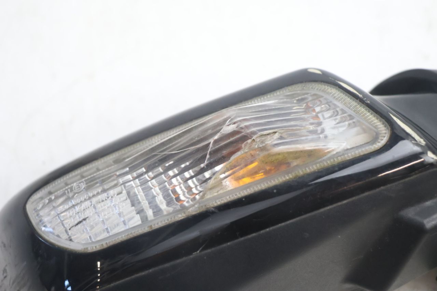 photo de RIGHT MIRROR SUZUKI BURGMAN EXECUTIVE ABS 650 (2006 - 2012) - Fixing points details