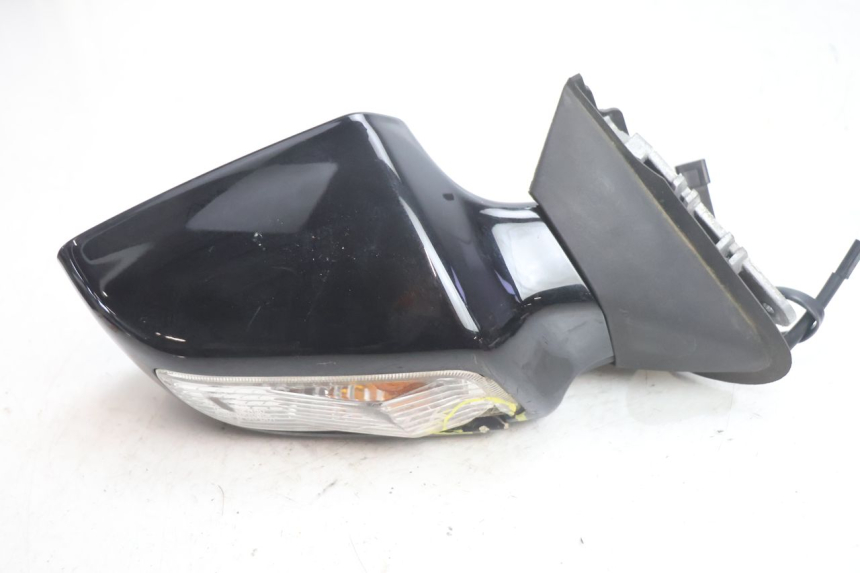 photo de RIGHT MIRROR SUZUKI BURGMAN EXECUTIVE ABS 650 (2006 - 2012) - Surface and material condition