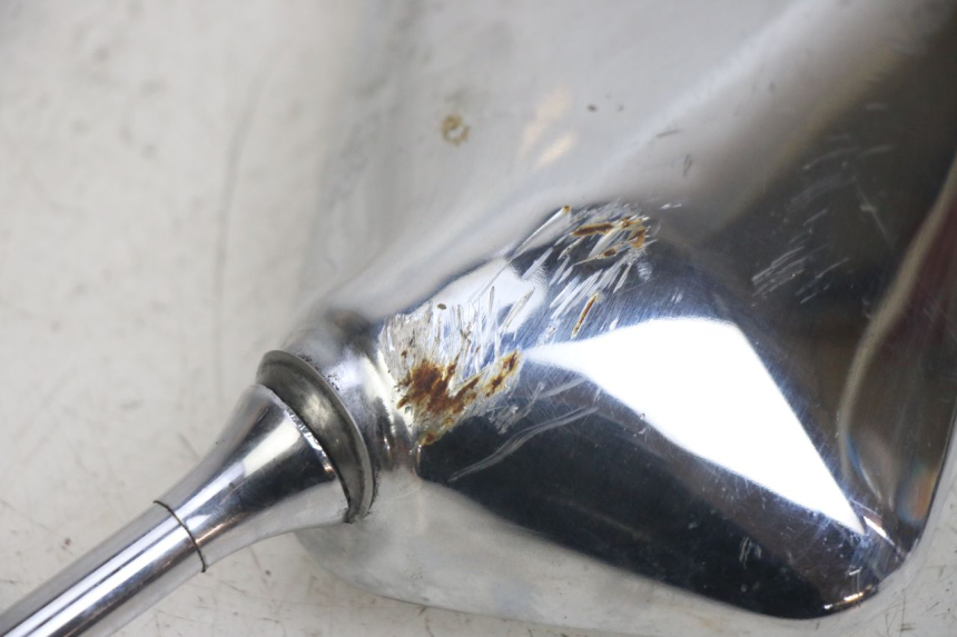 photo de RIGHT MIRROR HONDA CA REBEL 125 (1995 - 2001) - Technical close-up